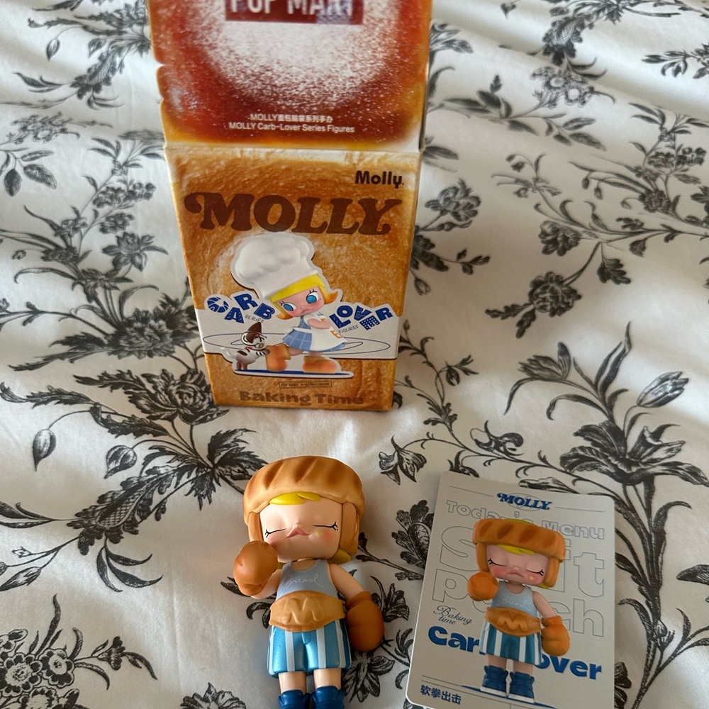 Pop mart Molly Baking Time Carb Lover Opened Blind Box